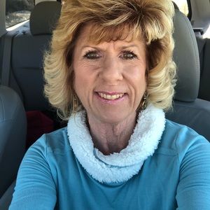 Meet your Posher, Lizbeth